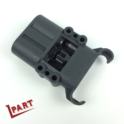 La batterie électrique de chariot élévateur de l'Europe partie les prises masculines 320A 160V